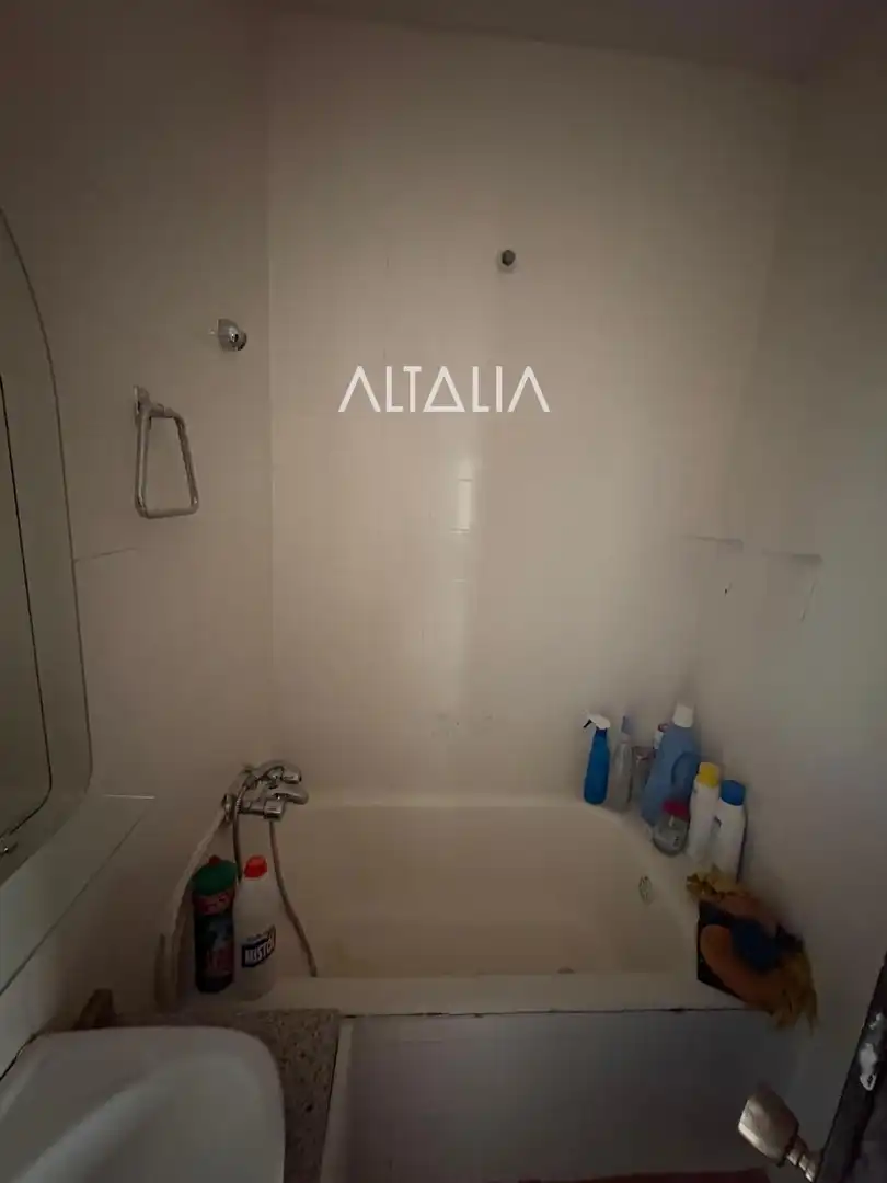 Baño de Casa o chalet en venta en Pozorrubio de Santiago con Calefacción y Jardín privado
