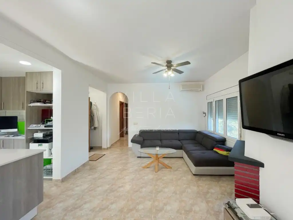 Living room of Houses for sale in Santa Cristina d'Aro  with Air Conditioner and Terrace