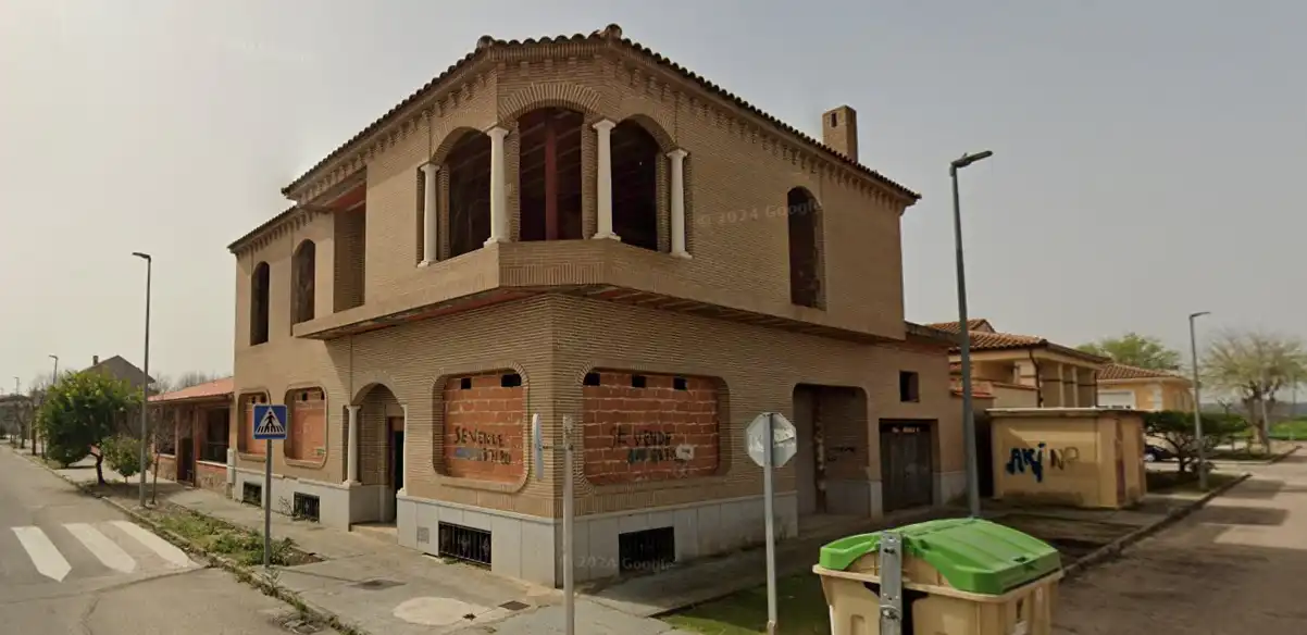 Vista exterior de Casa o xalet en venda en Malpica de Tajo amb Traster i Balcó