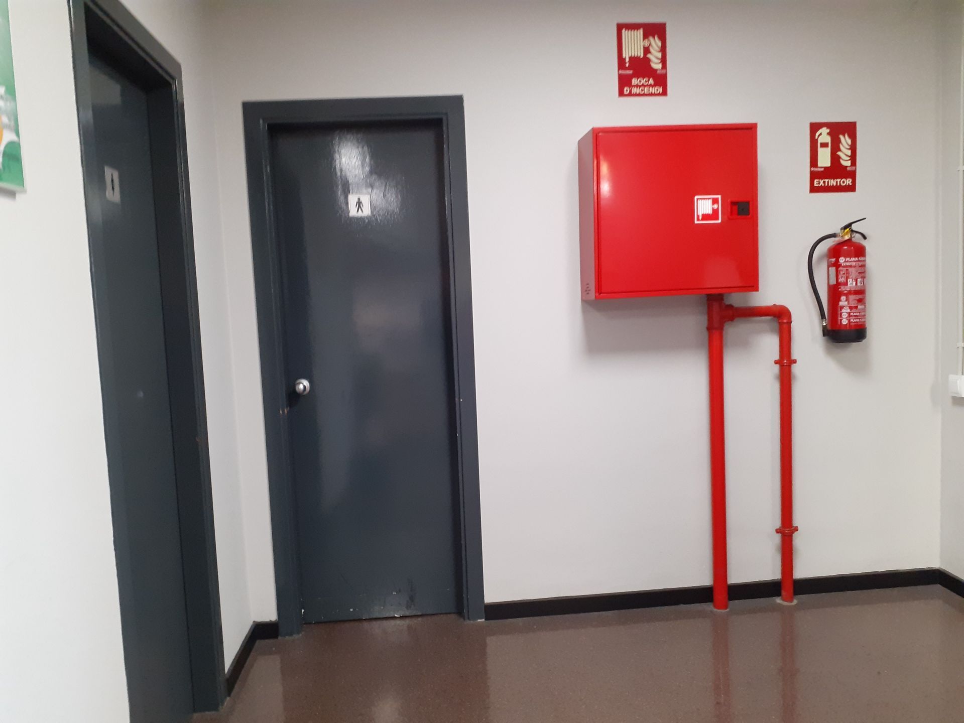 Nau industrial de lloguer en L'Hospitalet de Llobregat