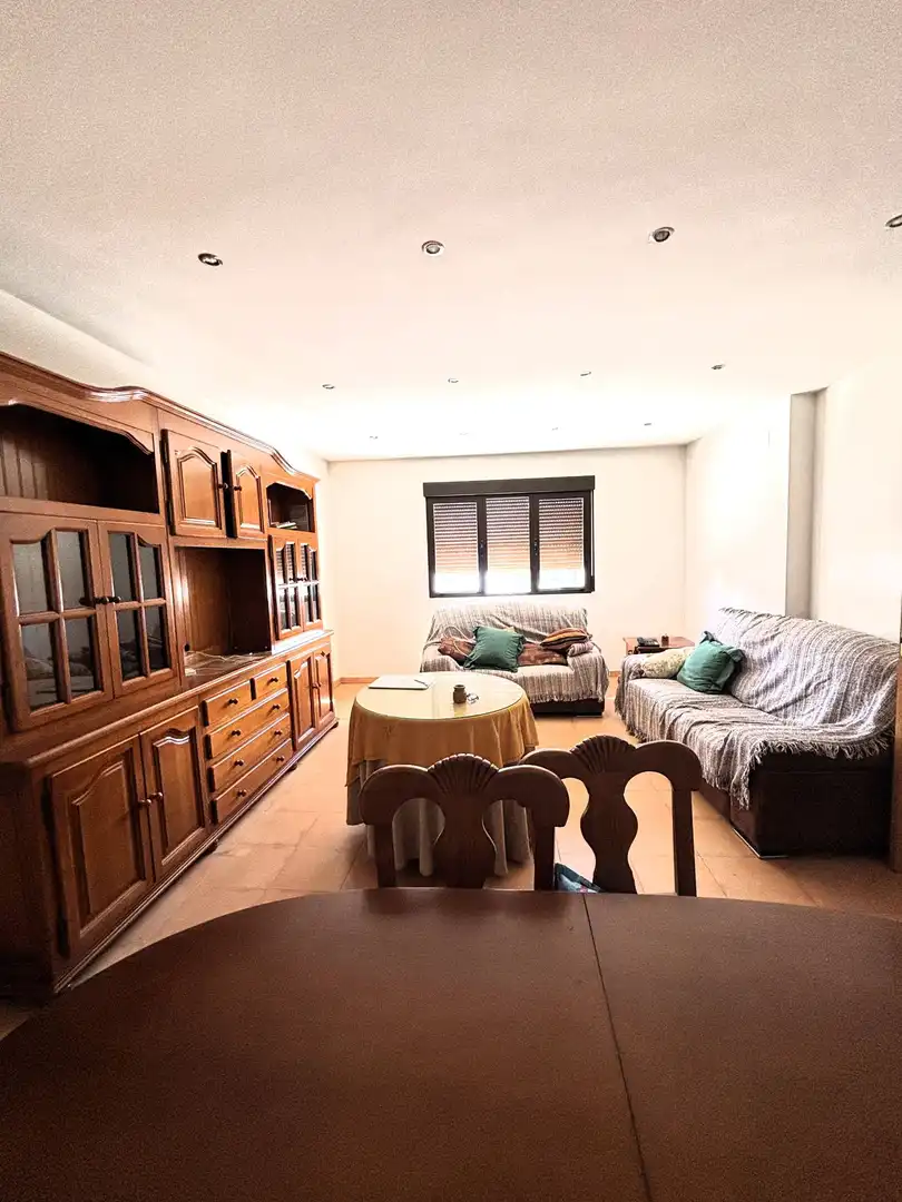 Sala d'estar de Casa o xalet en venda en Polán amb Aire condicionat, Calefacció i Jardí privat