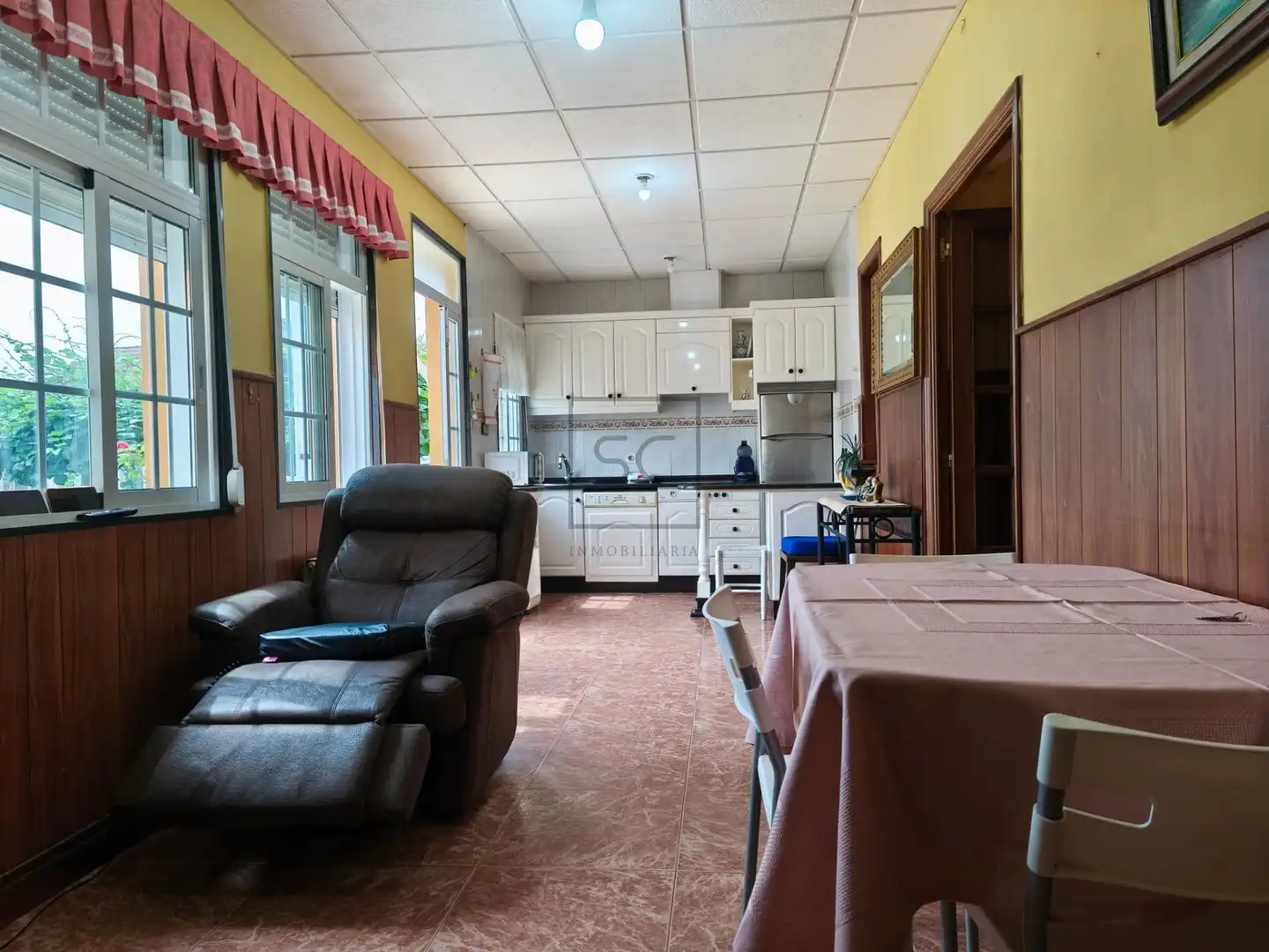 Cuina de Casa o xalet en venda en Neda amb Calefacció, Jardí privat i Traster
