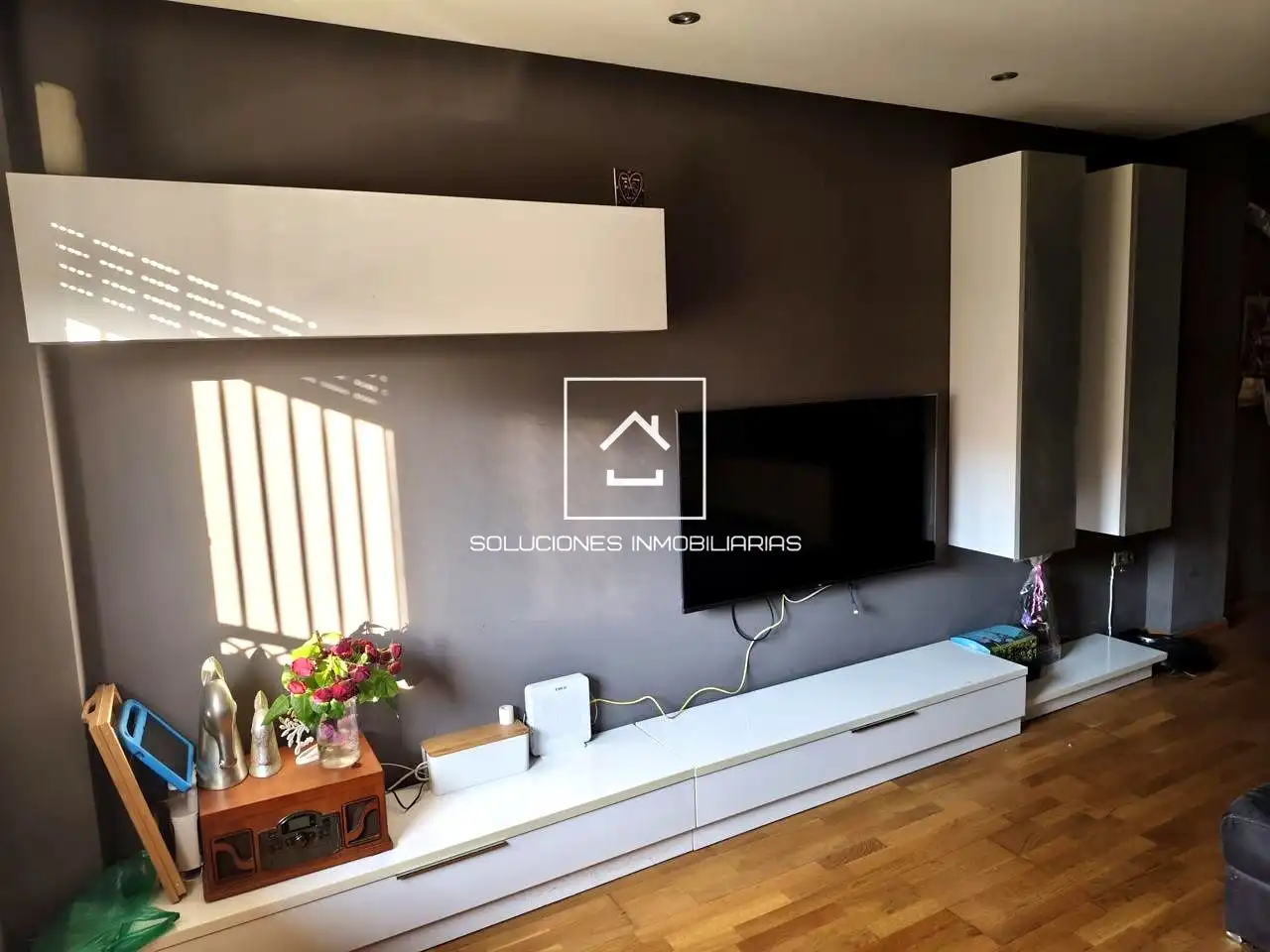 Sala d'estar de Planta baixa en venda en Valdemoro amb Aire condicionat, Terrassa i Traster