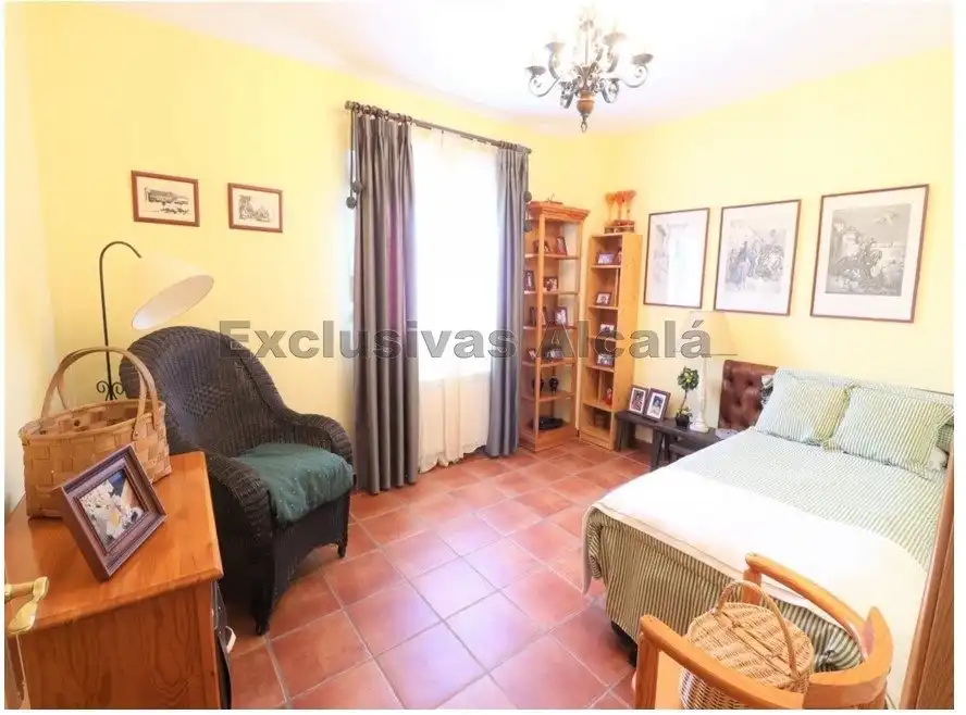 Habitación de Casa o chalet en venta en Villalbilla con Aire acondicionado, Calefacción y Jardín privado