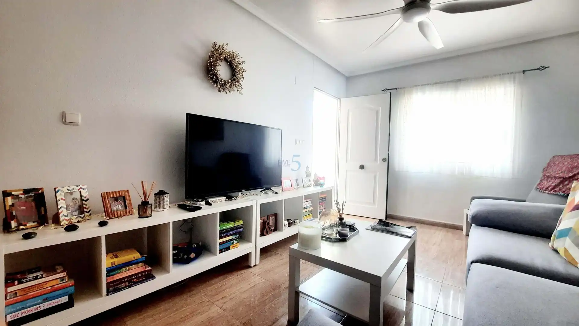 Sala de estar de Casa adosada en venta en Pilar de la Horadada con Terraza