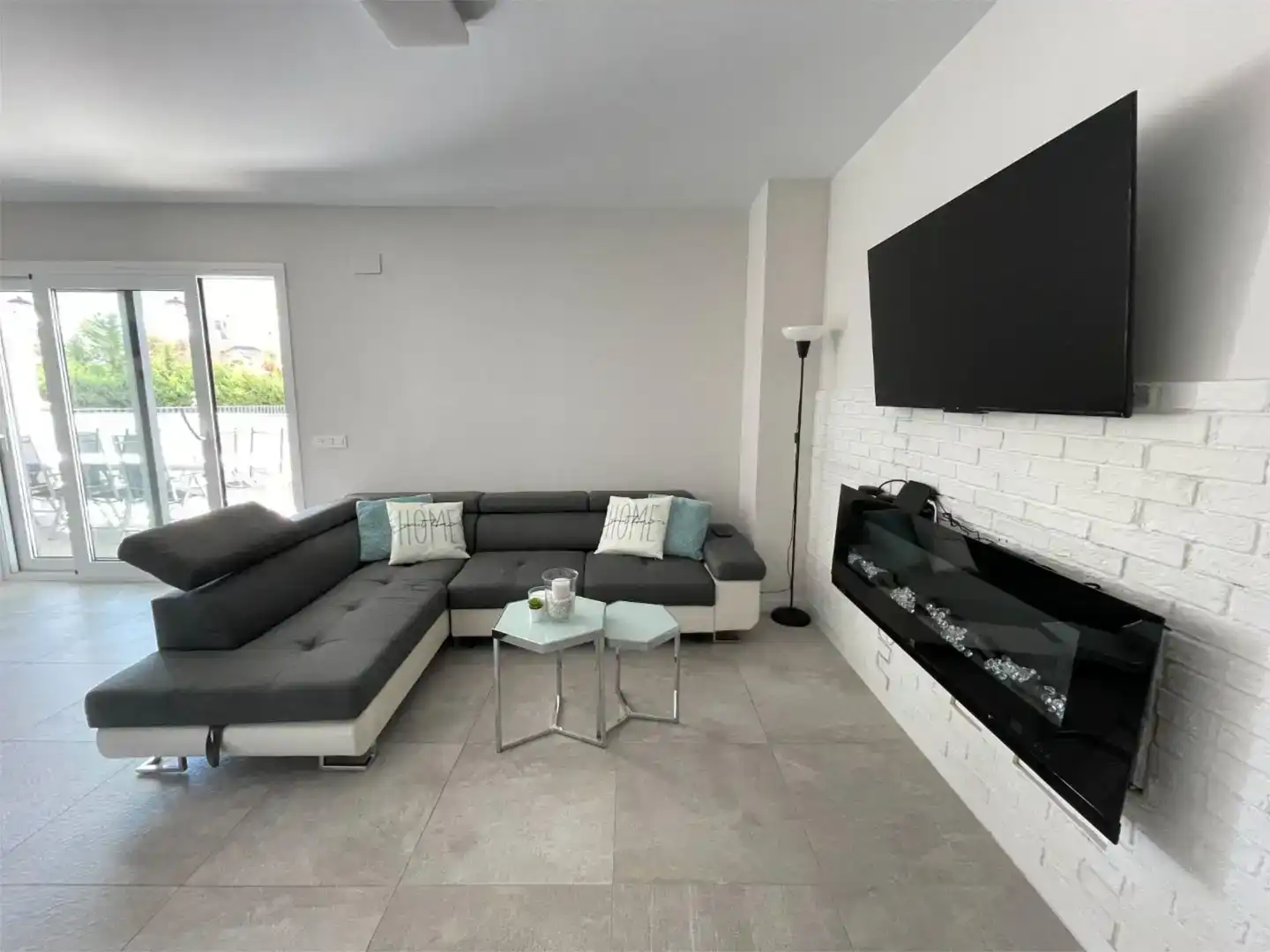 Sala de estar de Piso en venta en Marbella con Aire acondicionado, Jardín privado y Trastero