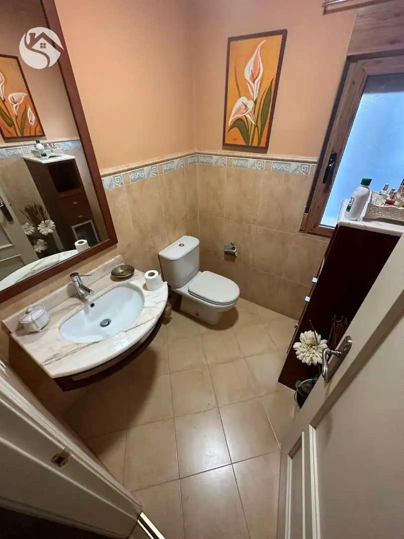 Bathroom of Commercial properties for sale in Cuenca
