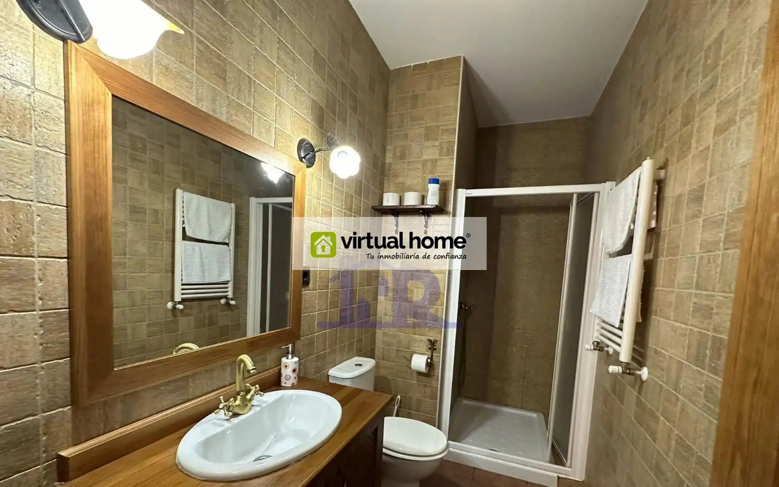 Baño de Casa o chalet en venta en Cuenca con Aire acondicionado