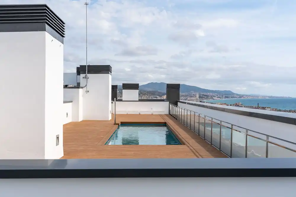 Schwimmbecken von Wohnung zum Verkauf in Badalona mit Heizung und Terrasse