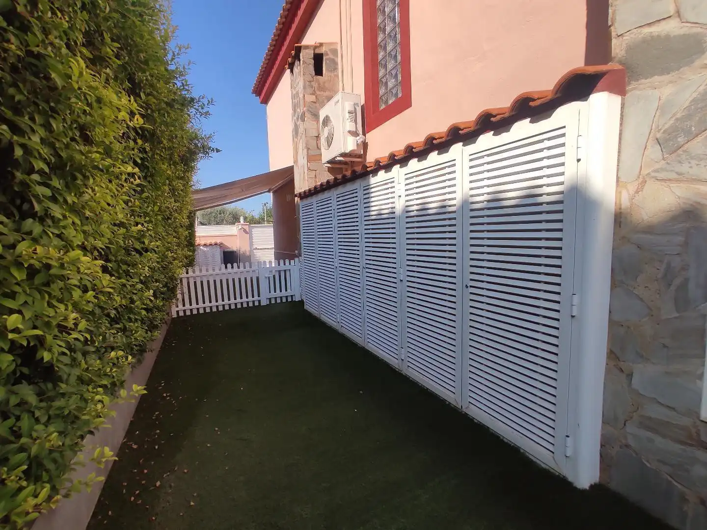 Jardí de Casa o xalet en venda en Castellón de la Plana / Castelló de la Plana amb Terrassa, Traster i Moblat