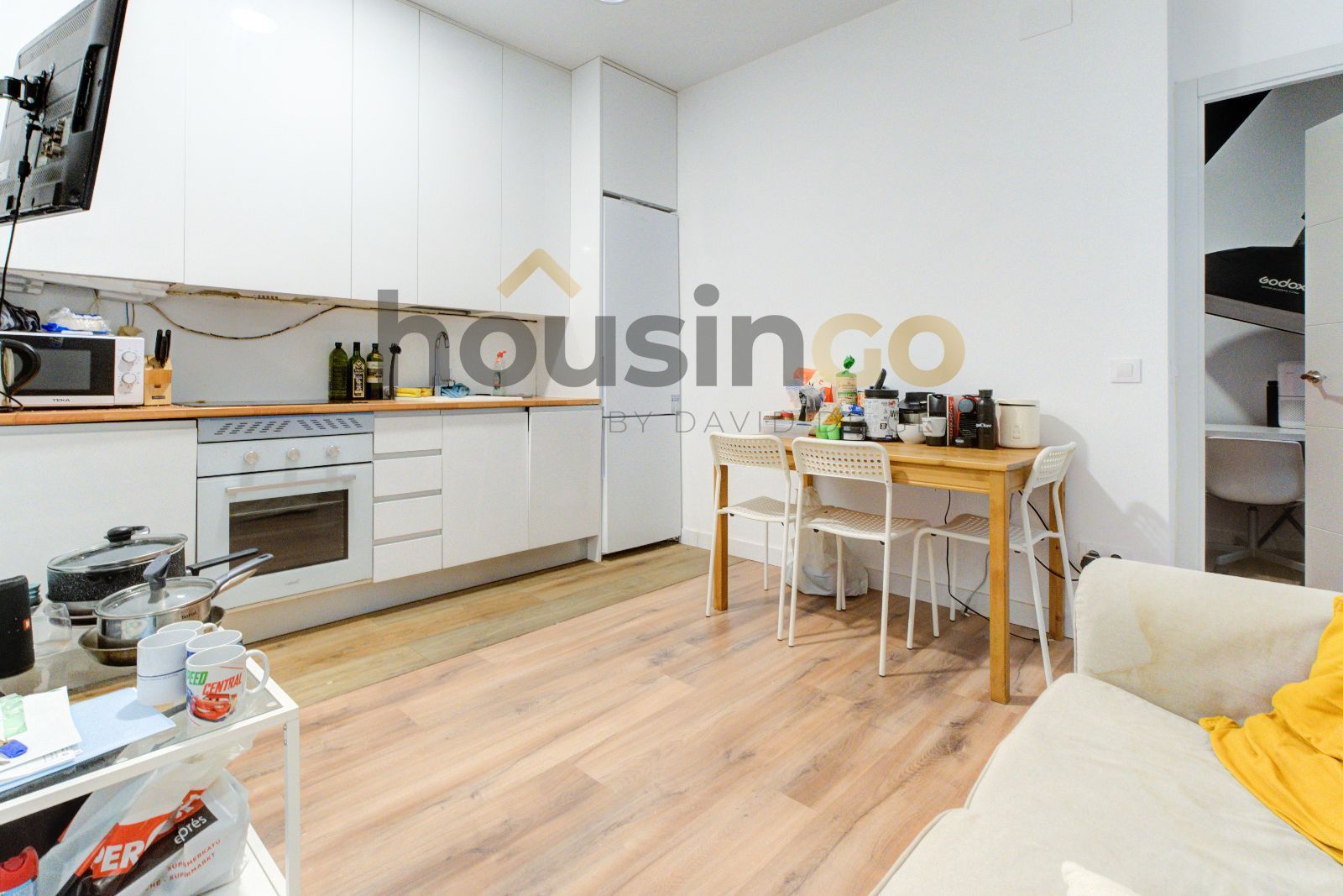 Exterior view of Flat to rent in  Madrid Capital  with Air Conditioner, Heating and Furnished