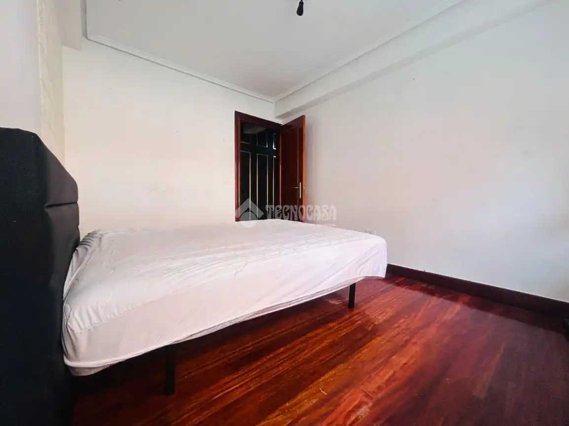 Habitación de Piso en venta en Bilbao  con Parquet