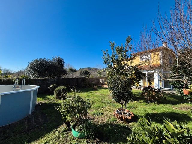 Jardí de Casa o xalet en venda en Caldas de Reis amb Calefacció, Jardí privat i Parquet