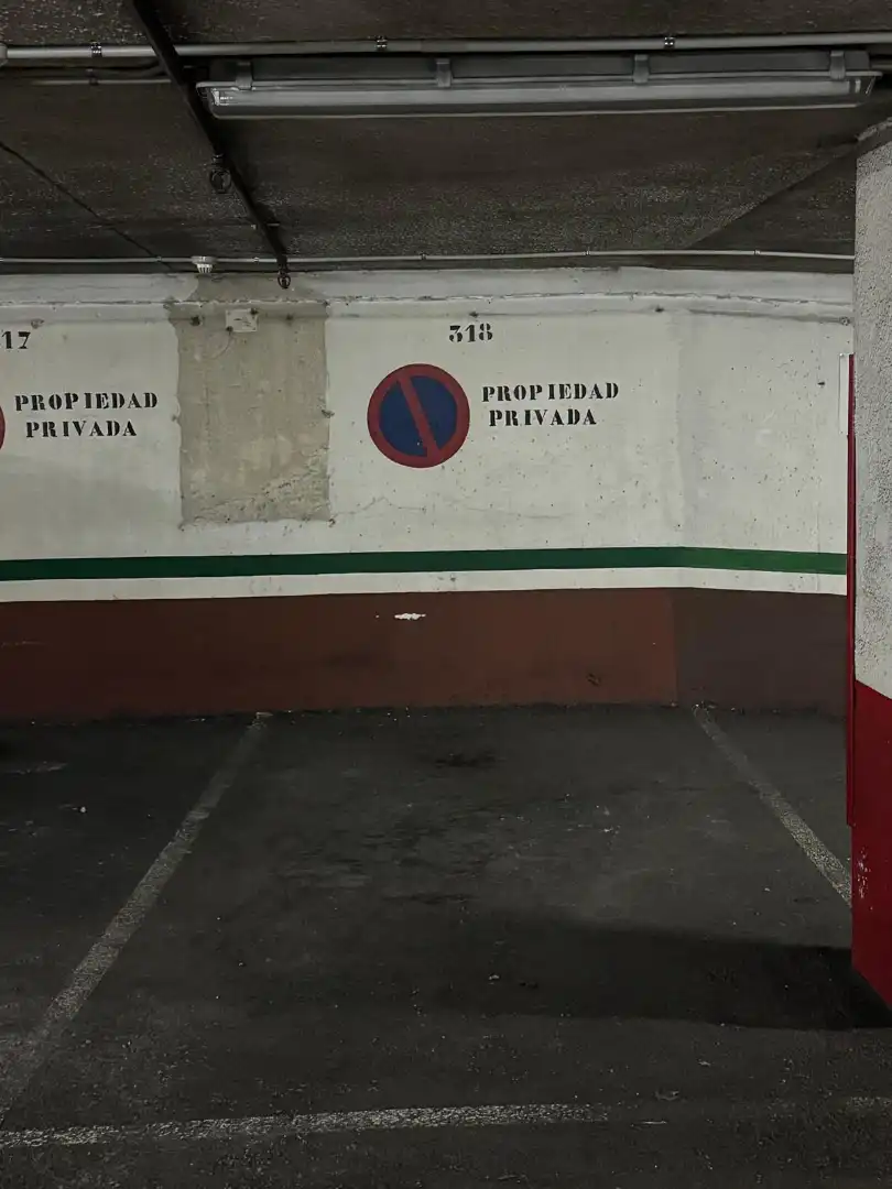 Einzelparkplatz mit Aufzug zur Miete in Carrer de la Diputació, imagen 4
