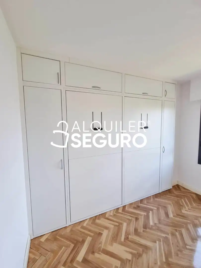 Piso con piscina en alquiler en Talgo, imagen 13