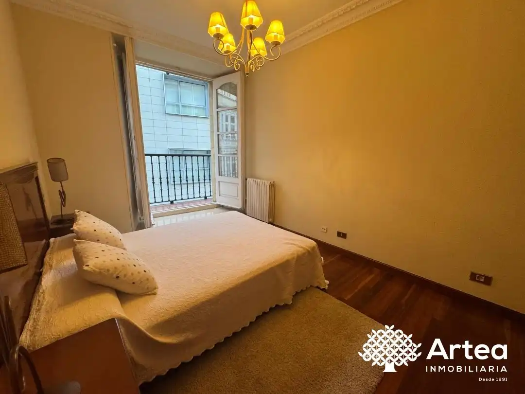 Wohnung zur Miete in Epaltzaren Alargunaren Kalea, Casco Viejo