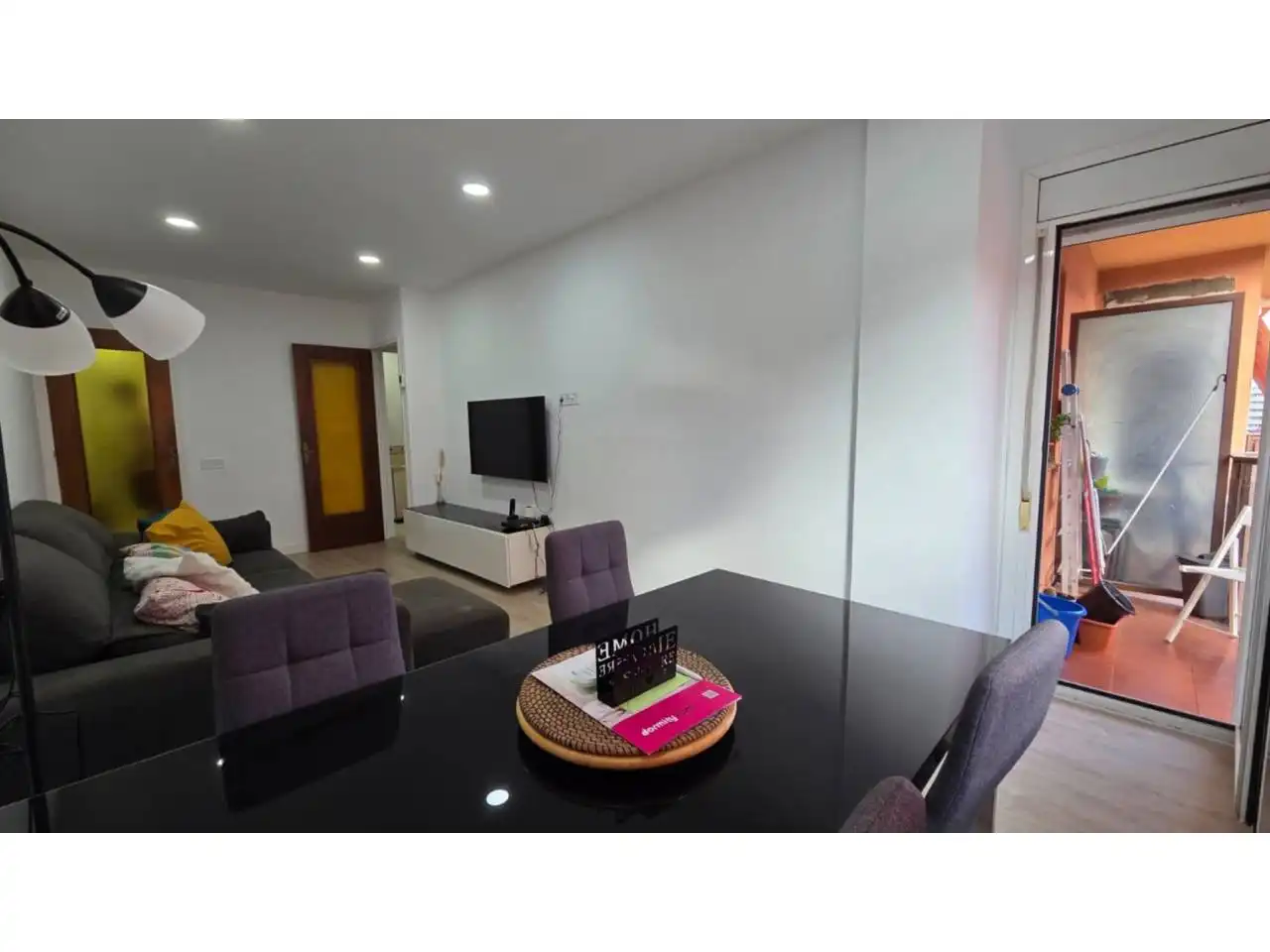 Flat for rent in Calle Felip II, La Sagrera