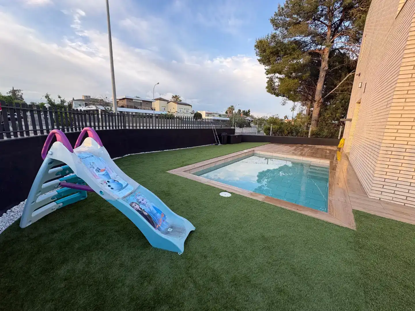Piscina de Casa o xalet en venda en Cambrils amb Aire condicionat, Piscina i Balcó