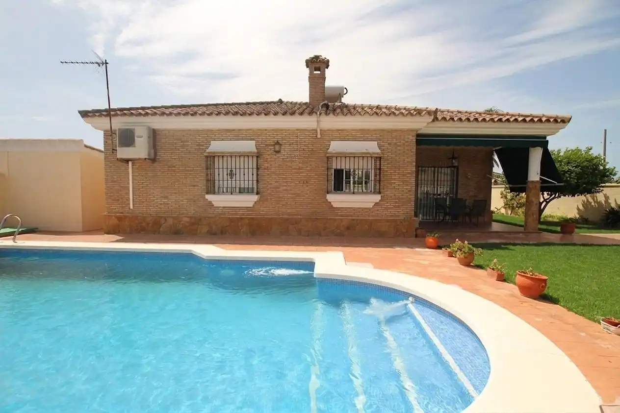Chalet con piscina en venta en Ctra Sanlúcar - Cuatro Pinos, imagen 4