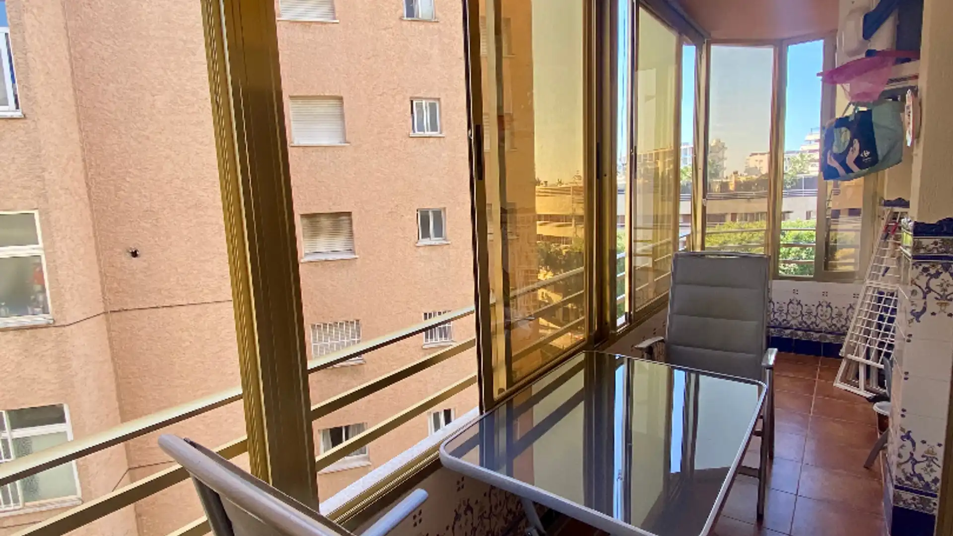 Terraza de Piso en venta en Marbella con Aire acondicionado, Amueblado y Horno