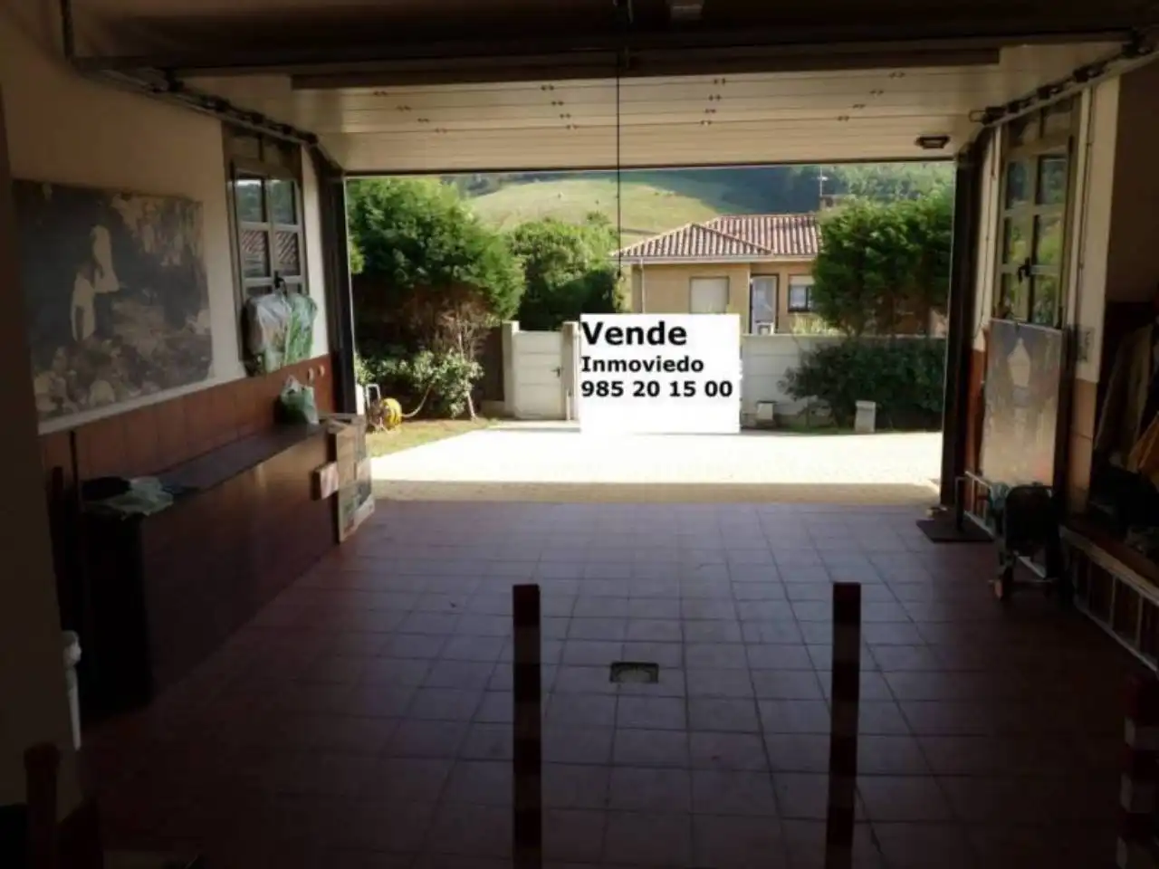 Vista exterior de Casa o xalet en venda en Oviedo  amb Calefacció, Terrassa i Alarma