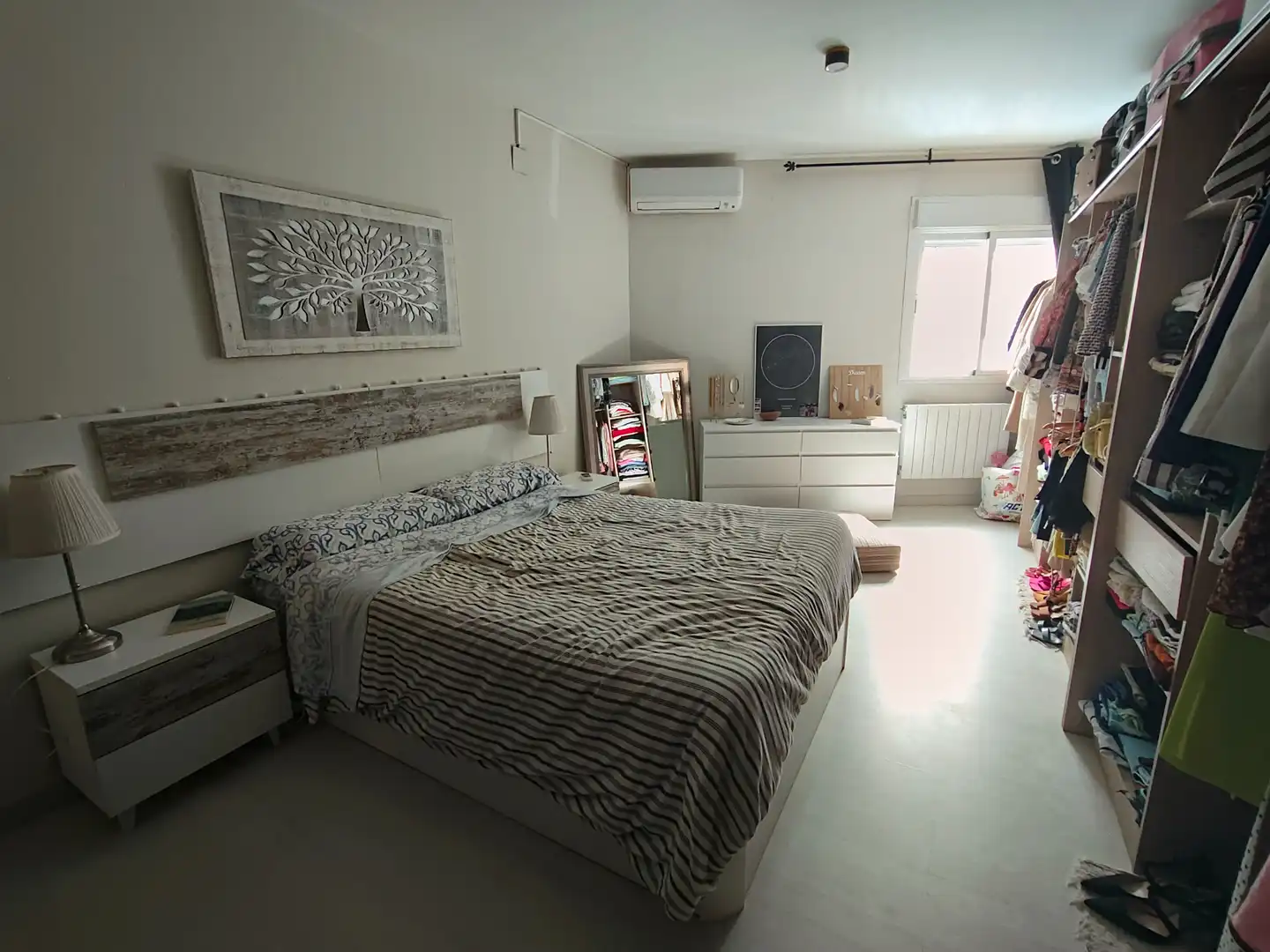 Habitación de Piso en venta en La Zubia con Aire acondicionado, Parquet y Amueblado