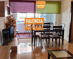 Menjador de Pis de lloguer en  Valencia Capital amb Calefacció, Terrassa i Moblat