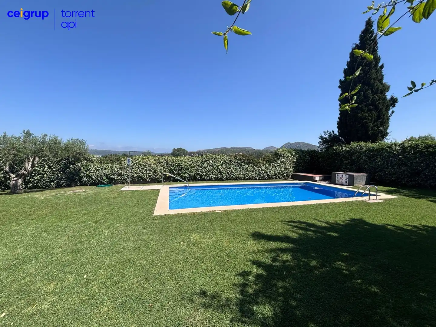 Piscina de Casa adosada en venda en Bellcaire d'Empordà amb Aire condicionat, Terrassa i Traster