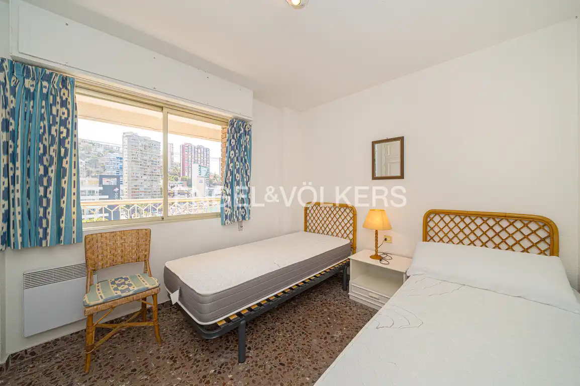 Bedroom of Apartments for sale in Benidorm  with Terrace and Community pool