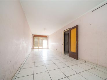 Apartament amb balcó en venda a Carrer MARÇAL DE LA TRINXERIA