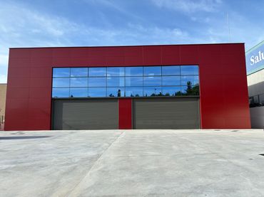Industriegebäude zur Miete in Carrer Pruelles