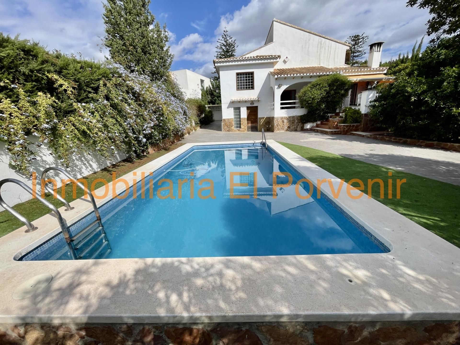 Swimming pool of House or chalet for sale in Torrent  with Air Conditioner, Heating and Private garden