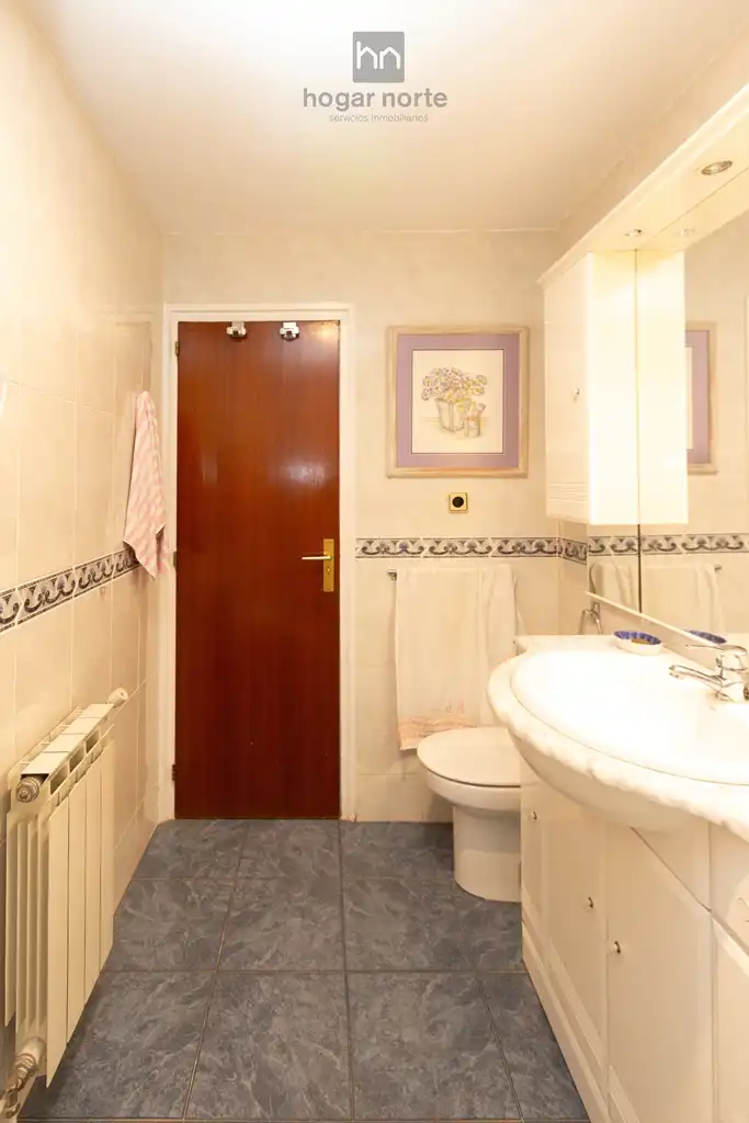 Baño de Piso en venta en Alcobendas con Aire acondicionado, Calefacción y Terraza