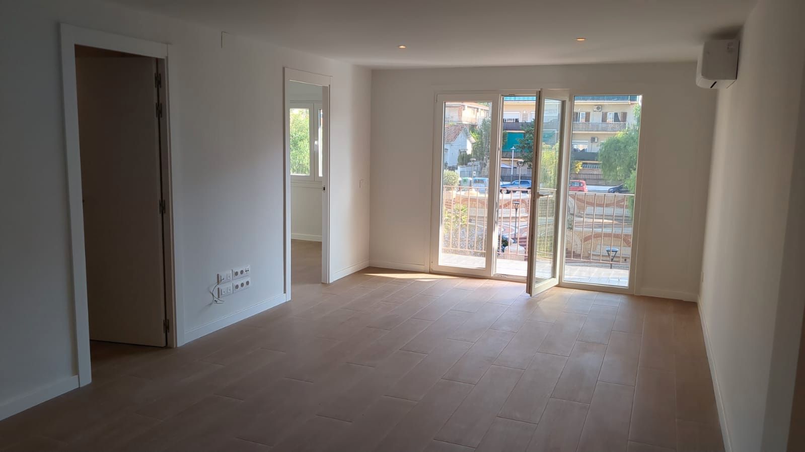 Bedroom of Flat to rent in Sant Joan Despí  with Air Conditioner, Heating and Terrace