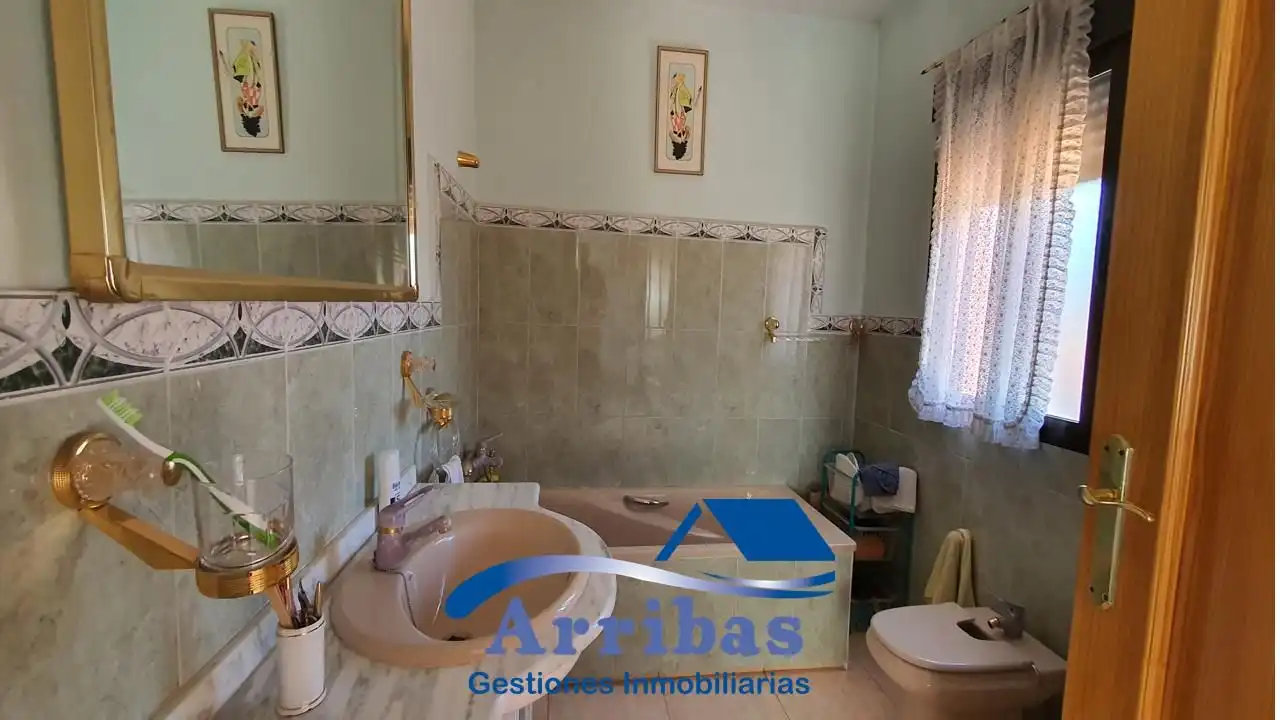 Baño de Casa o chalet en venta en Almorox con Aire acondicionado, Calefacción y Jardín privado
