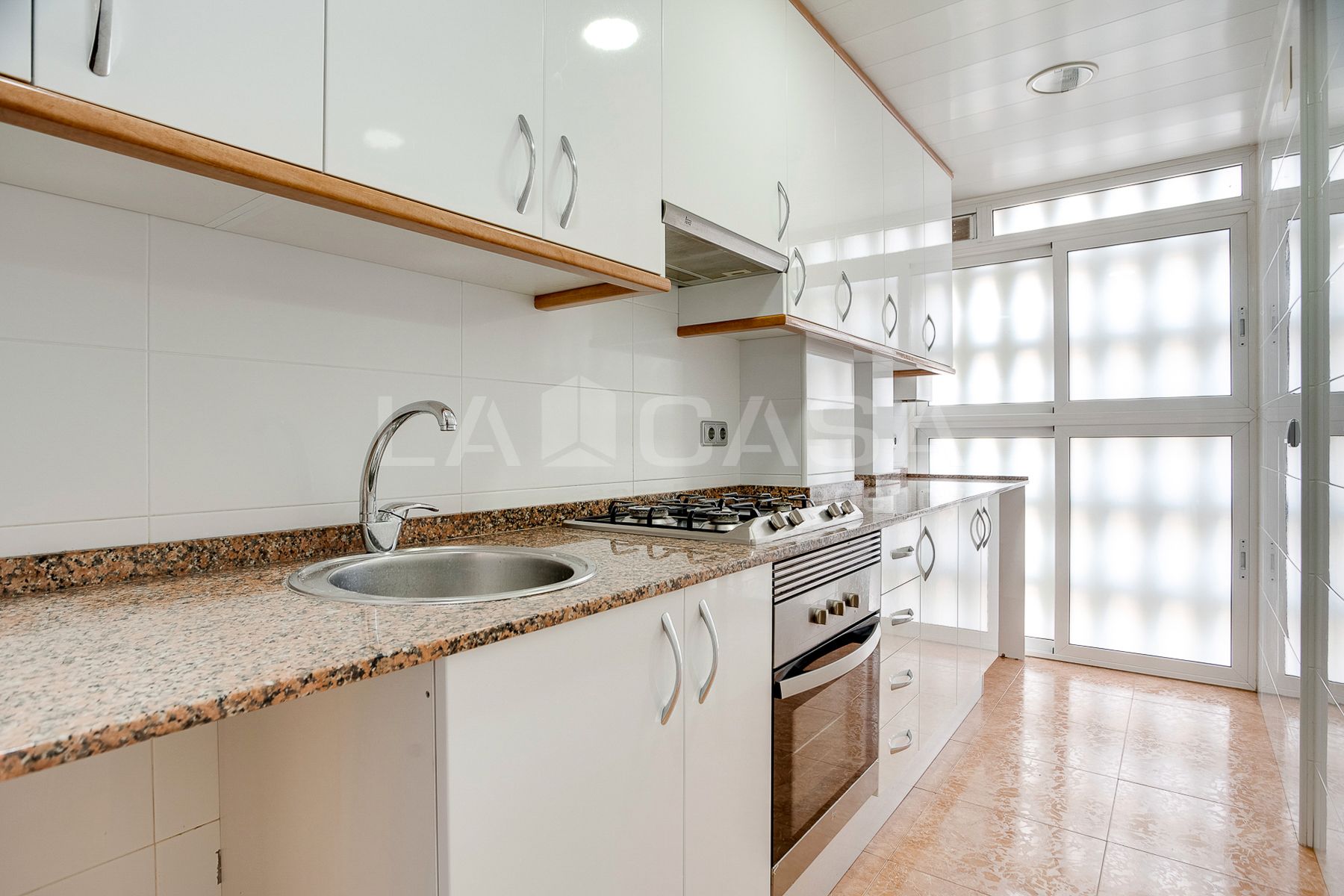 Kitchen of Flat for sale in  Barcelona Capital  with Balcony
