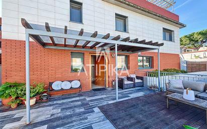 Exterior view of Flat for sale in Castelldefels  with Air Conditioner, Heating and Terrace