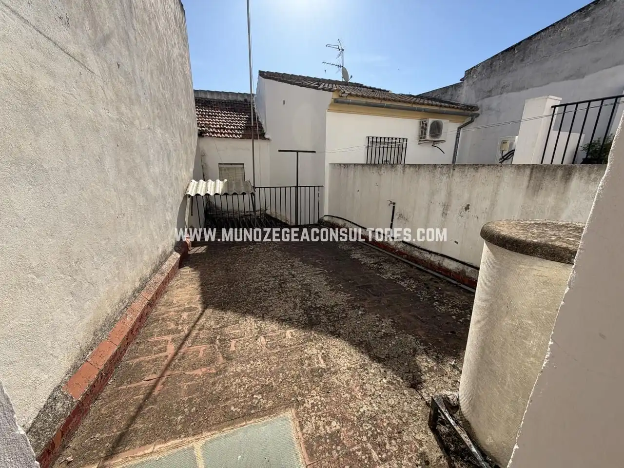 Vista exterior de Casa o xalet en venda en Espejo amb Terrassa