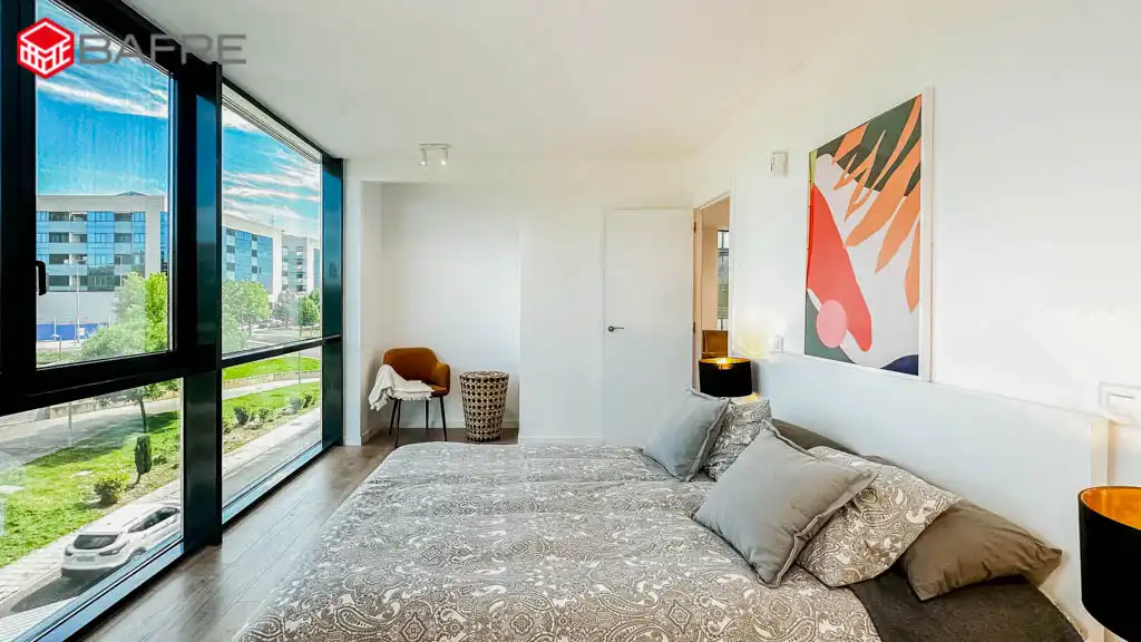 Wohnung zur Miete in Av. del Puente Cultural, Dehesa Vieja - Puente Cultural