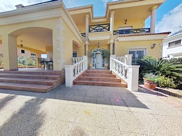 Chalet en venta en Elche ciudad