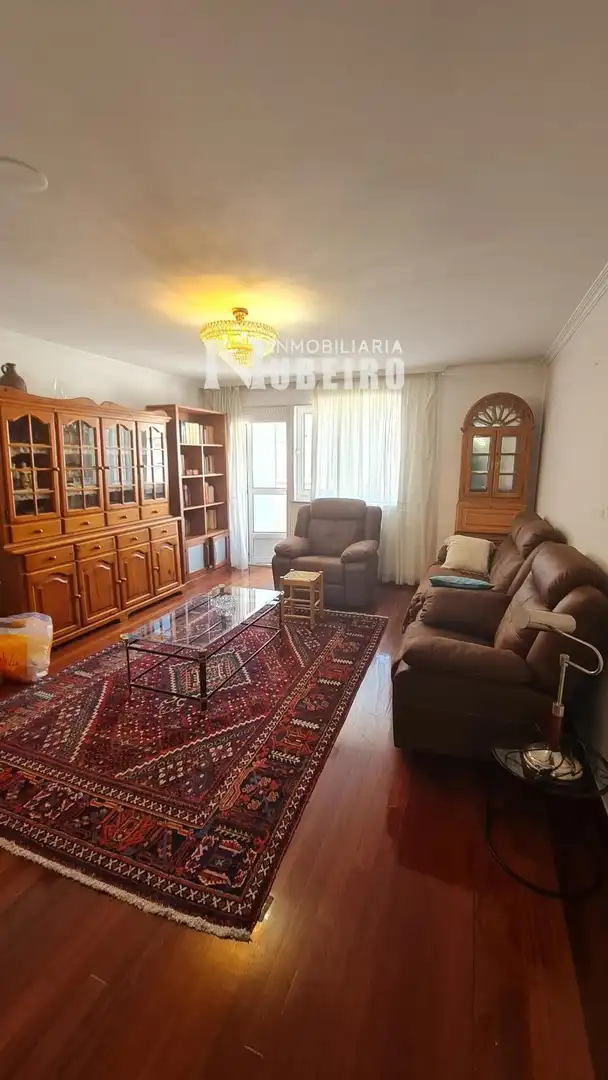 Sala d'estar de Pis en venda en Lugo amb Calefacció