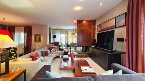 Exclusivo chalet independiente con piscina en la mejor zona residencial, Somió., imatge 4