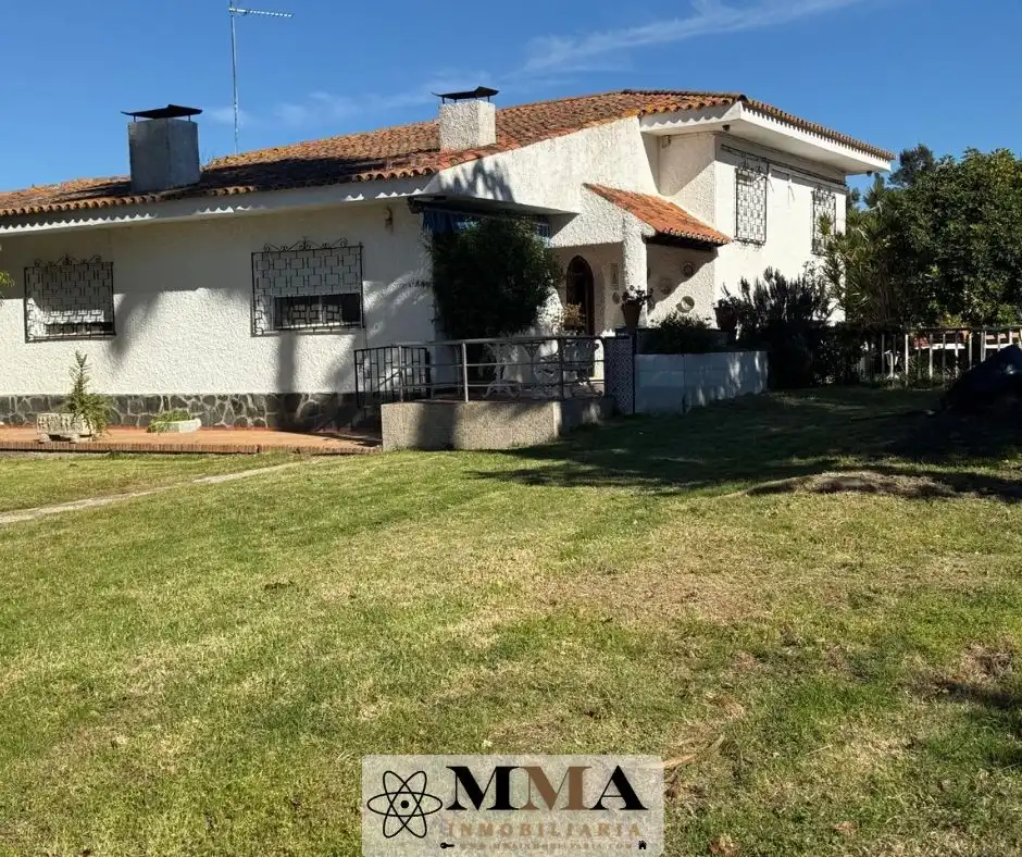 Vista exterior de Casa o chalet en venta en El Rompido con Aire acondicionado, Calefacción y Jardín privado
