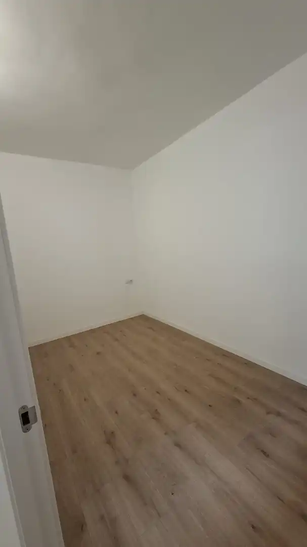 Piso en venta en Barcelona con Parquet, Horno y Alarma
