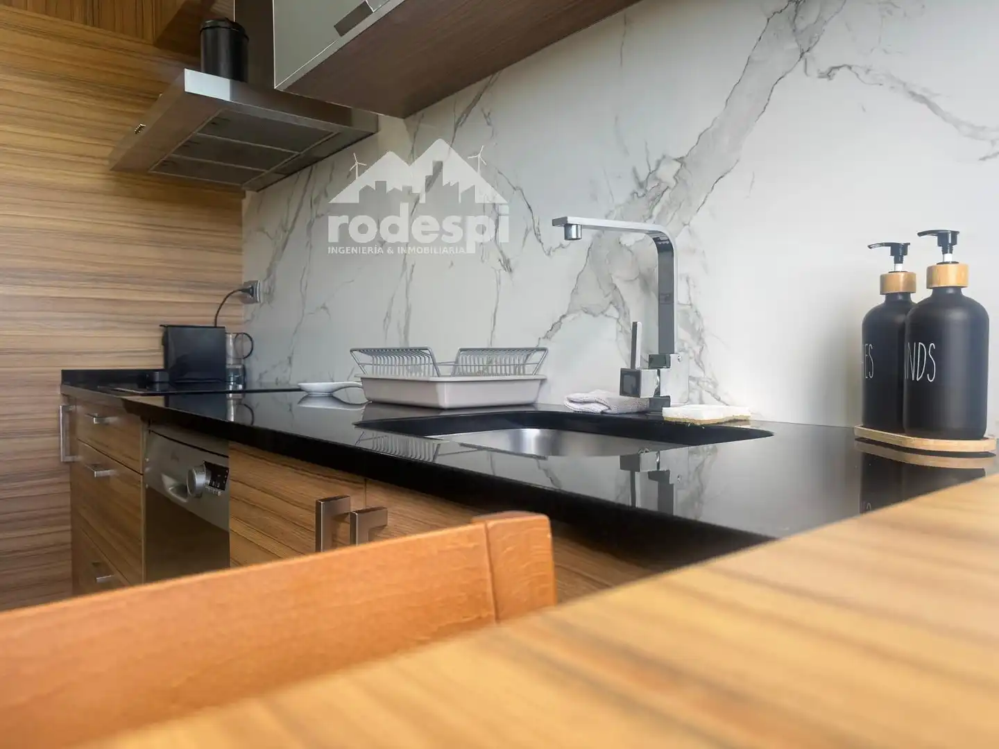 Cocina de Piso en venta en Ponteareas con Calefacción, Trastero y Amueblado