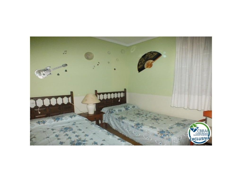Bedroom of Flat for sale in Empuriabrava  with Air Conditioner and Furnished