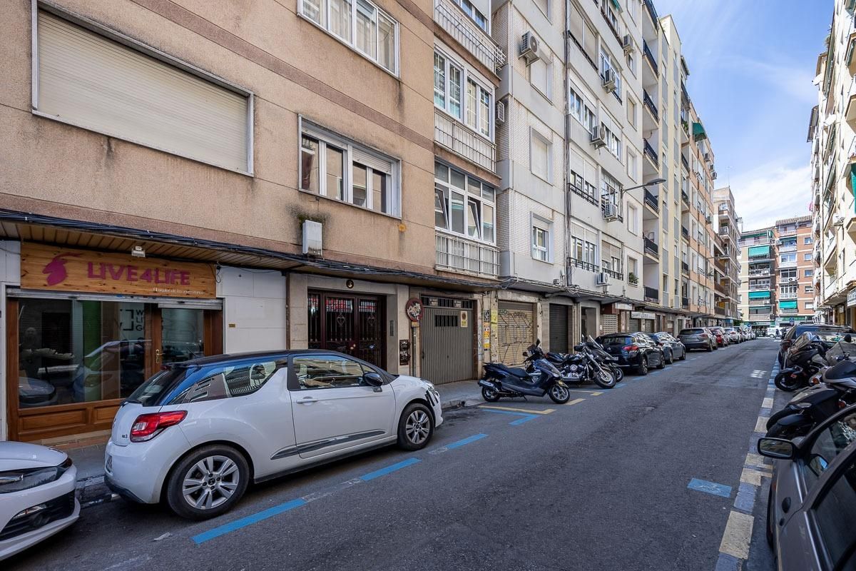 Flat for sale in Calle RUISEÑOR, 3, Pajaritos
