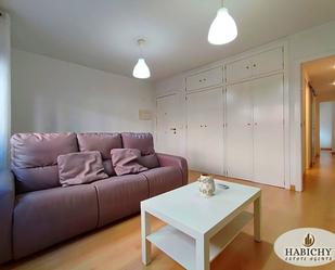 Sala d'estar de Apartament de lloguer en  Murcia Capital amb Parquet i Moblat