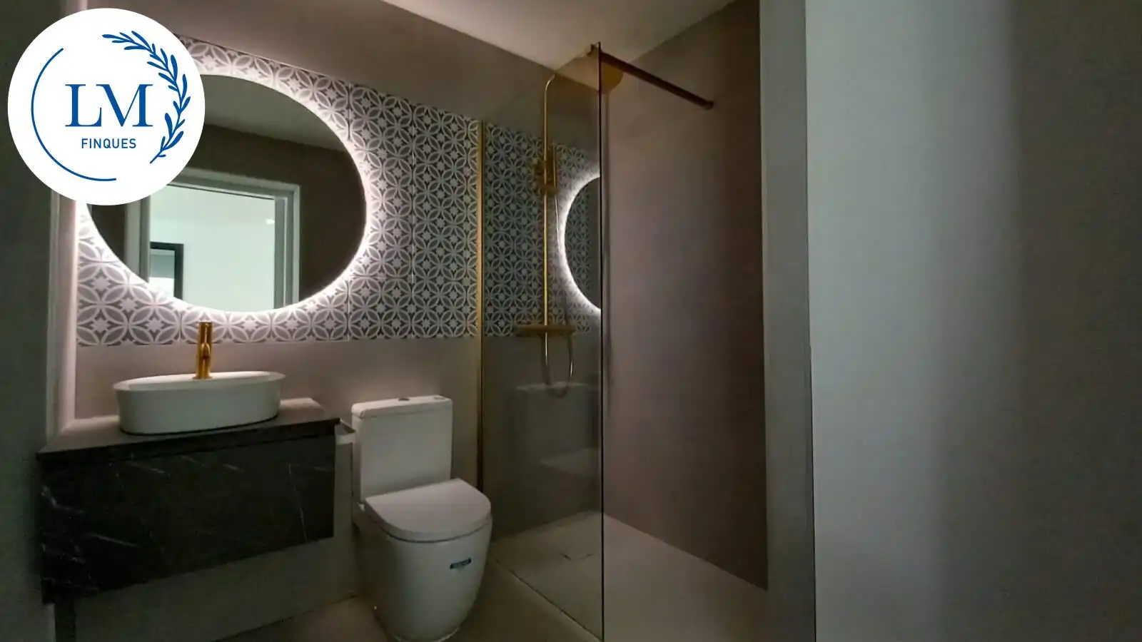 Ground floor for sale in Centre Vila
