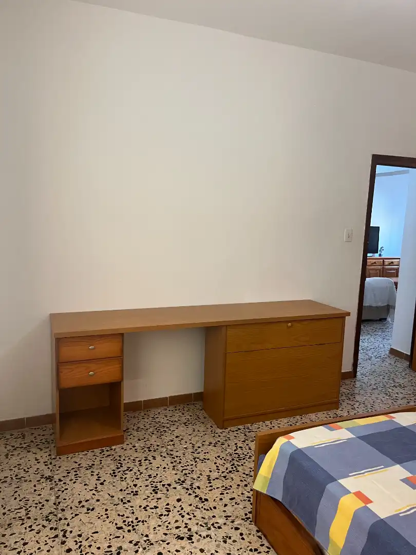 Dormitori de Pis de lloguer en Málaga amb Aire condicionat, Calefacció i Terrassa